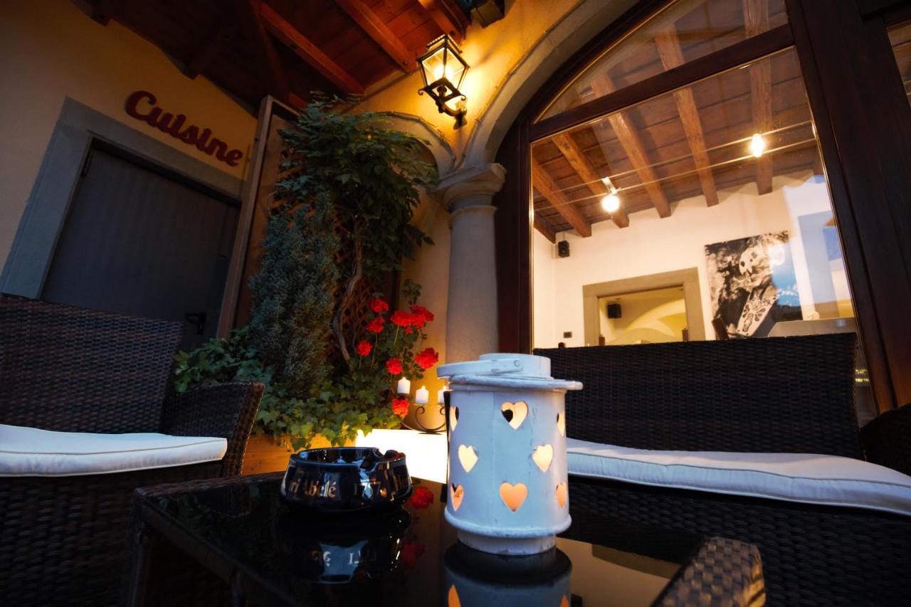 Albergo Antica Locanda Clusone Buitenkant foto