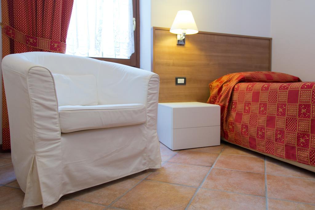 Albergo Antica Locanda Clusone Kamer foto