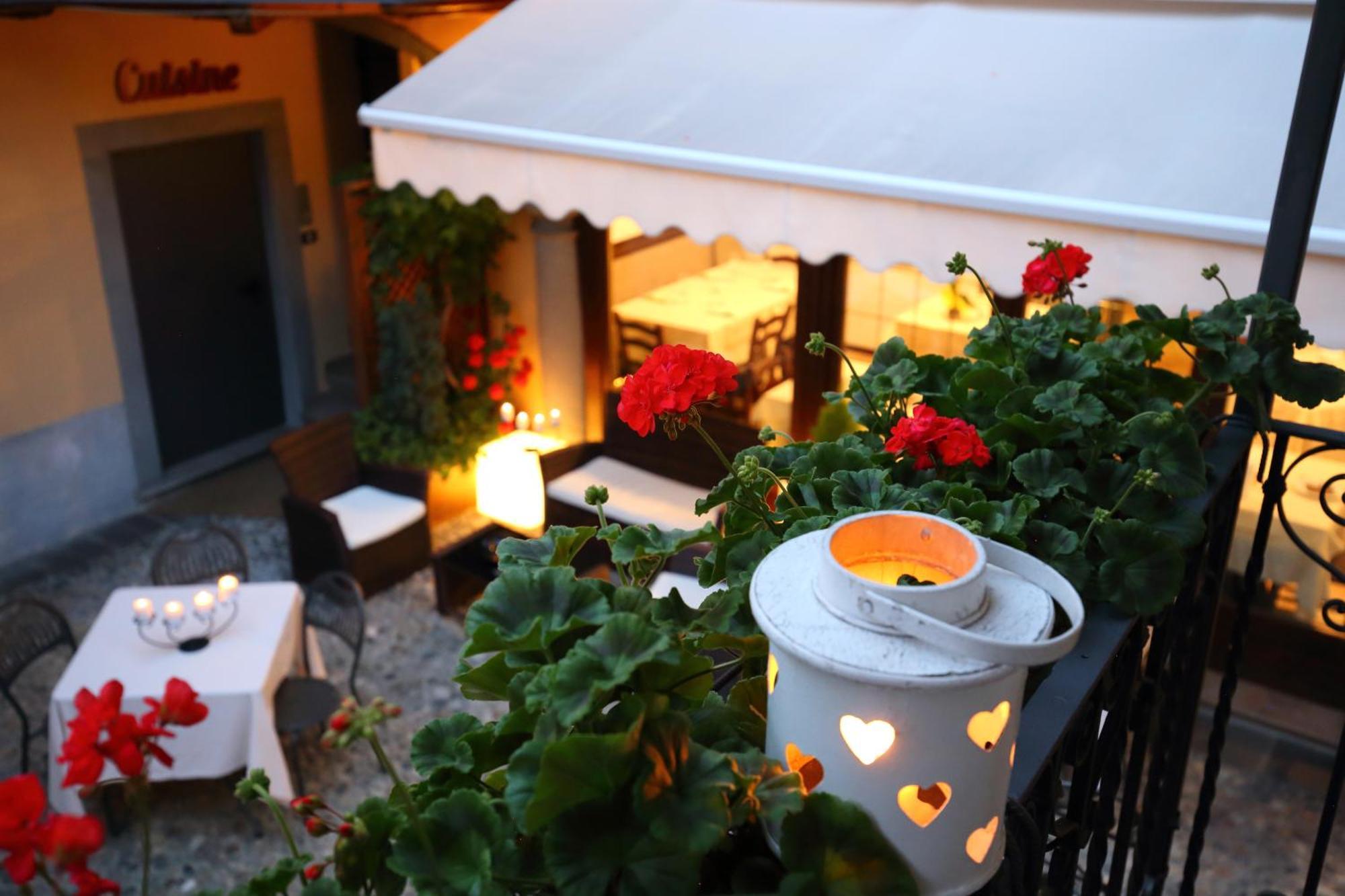 Albergo Antica Locanda Clusone Buitenkant foto
